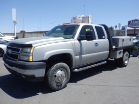 2006 Chevrolet Silverado 3500 Crew Cab LS 8 ft