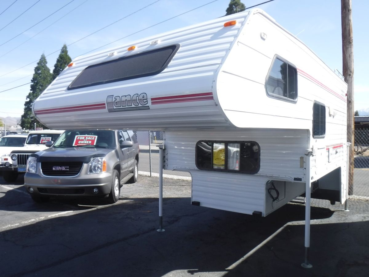 1999 Lance CabOver Camper Model 1010 - For Sale By Owner at Private ...